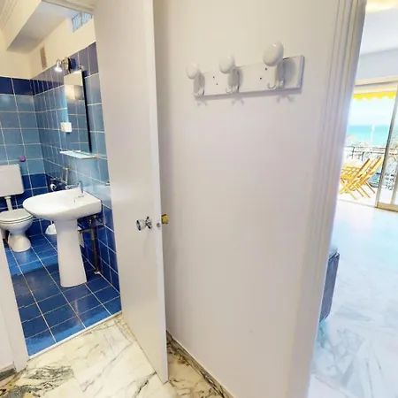 Santa Maria - Giotto - Face Proche Commerces Et Plages Mae-9734 * 芒通